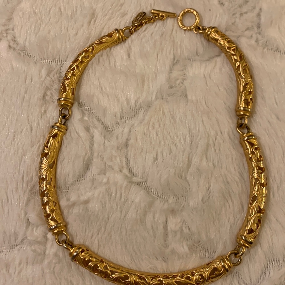 Vintage BarbaraMandrellgold tone leaf flower design link choker necklace